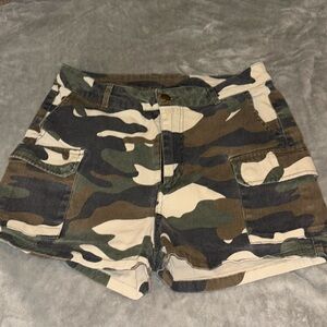 Camo Cargo-style Shorts